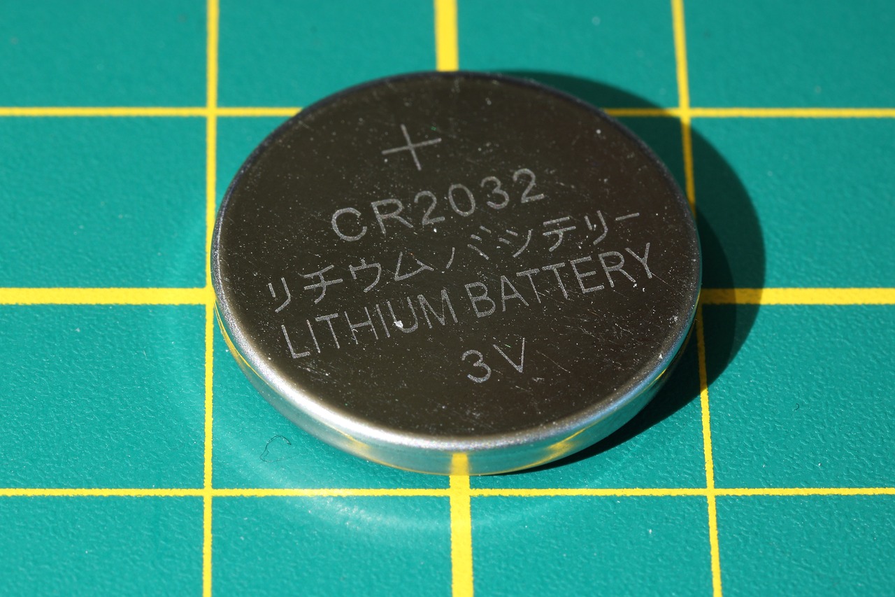 cr2025使用时间，CR2025电池使用时间揭秘