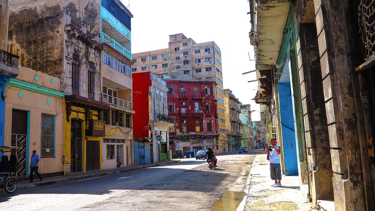 海外旅行景点打卡·瞬间洞悉，海外旅行打卡胜地，瞬间领略美景