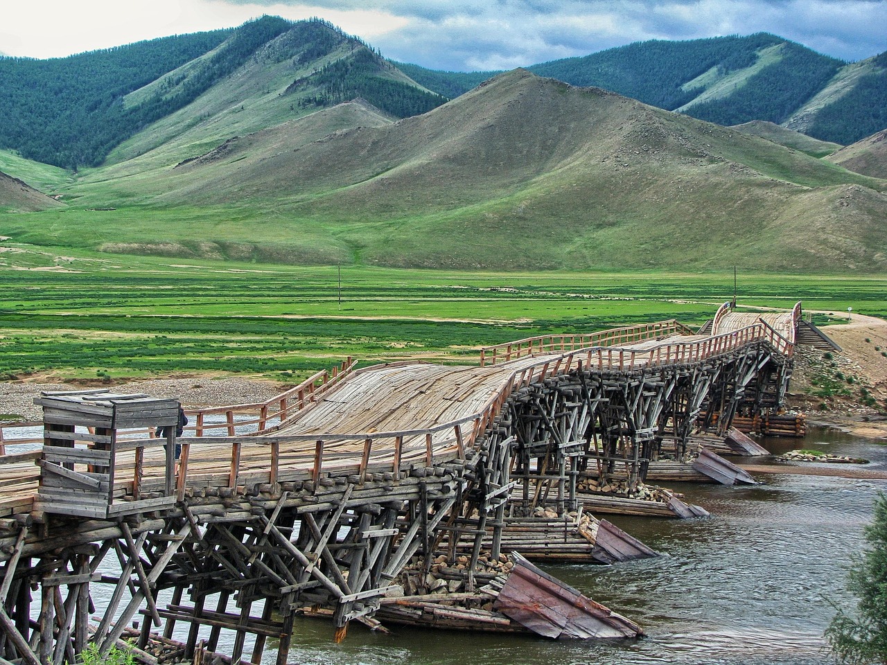 林芝生态旅游的发展成果·实时报道，林芝生态旅游发展成果实时更新，生态旅游成果展示与报道